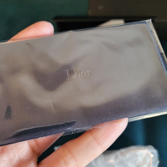 Dior Glasses. Brand New, Diorstellaire O4 DDB 58 Frame: Gold Copper - Picture 6 of 7